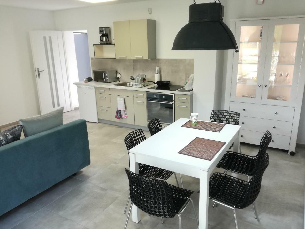 Apartamenty Oaza เรวัล ภายนอก รูปภาพ
