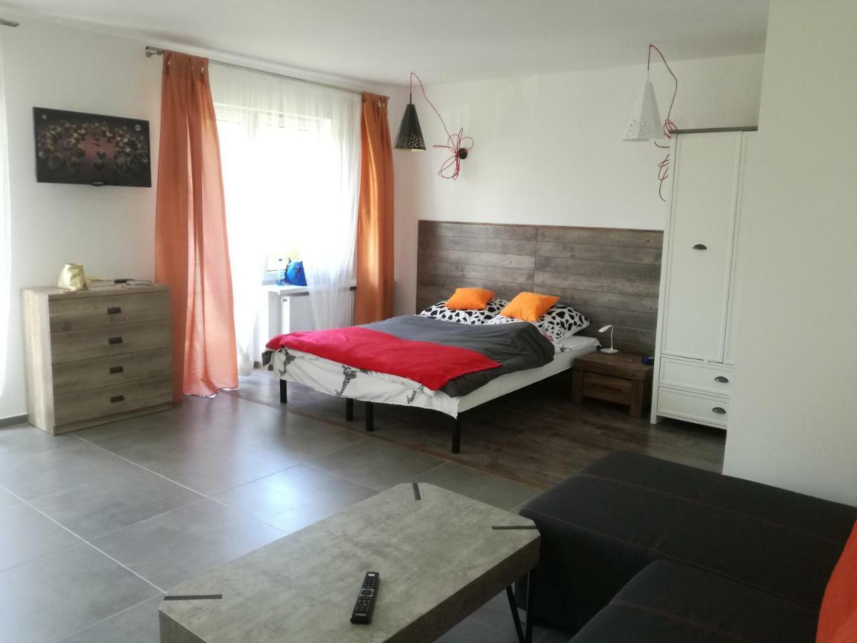 Apartamenty Oaza เรวัล ภายนอก รูปภาพ
