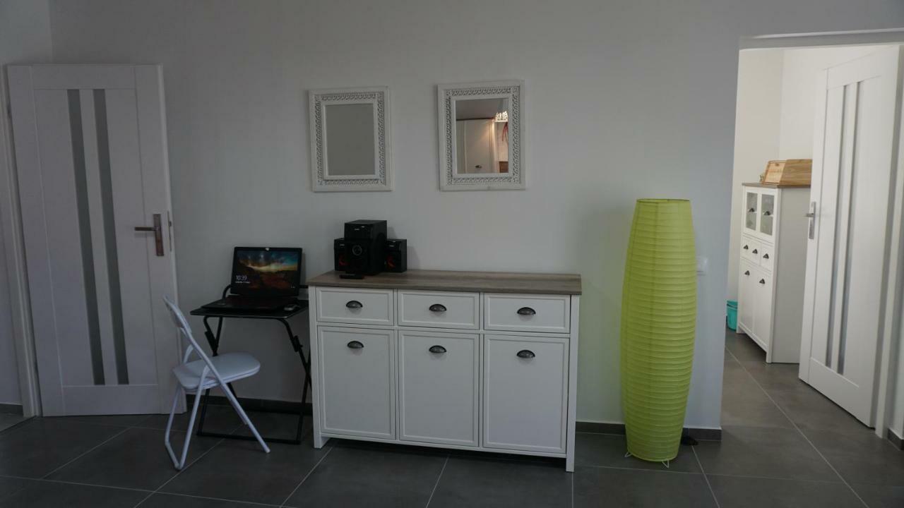 Apartamenty Oaza เรวัล ภายนอก รูปภาพ
