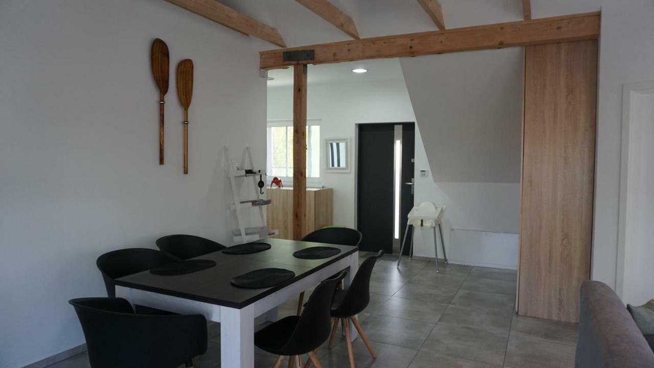 Apartamenty Oaza เรวัล ภายนอก รูปภาพ